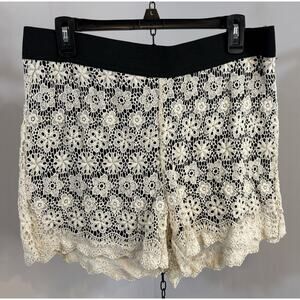 American Rag Womens Off White Black Crochet Lace Layered Scalloped Shorts Size L